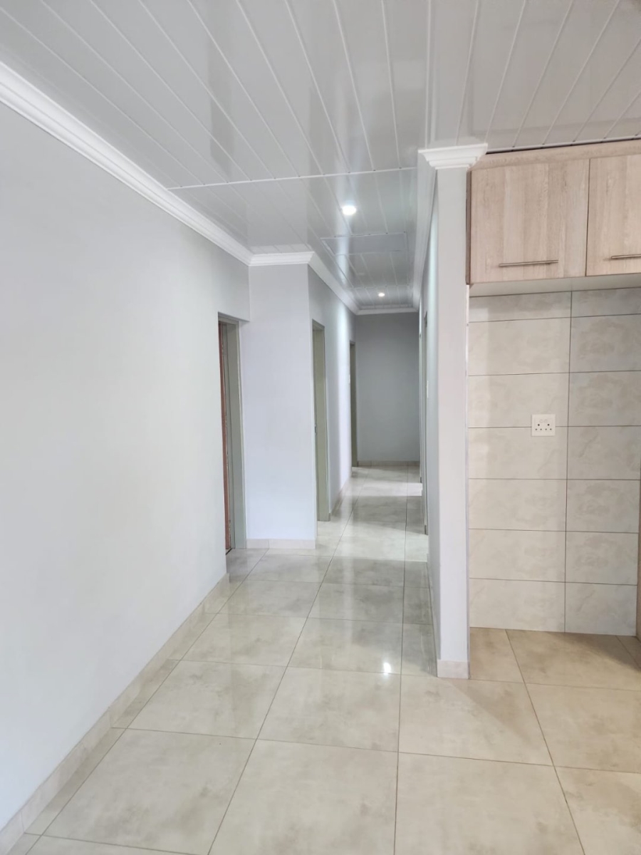 3 Bedroom Property for Sale in Flamwood North West